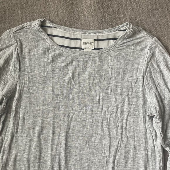 Chico's Zenergy Shirt Womens 0 (Small) Grey Sheer Cuffs and Hem Tunic Length Top - Picture 2 of 8